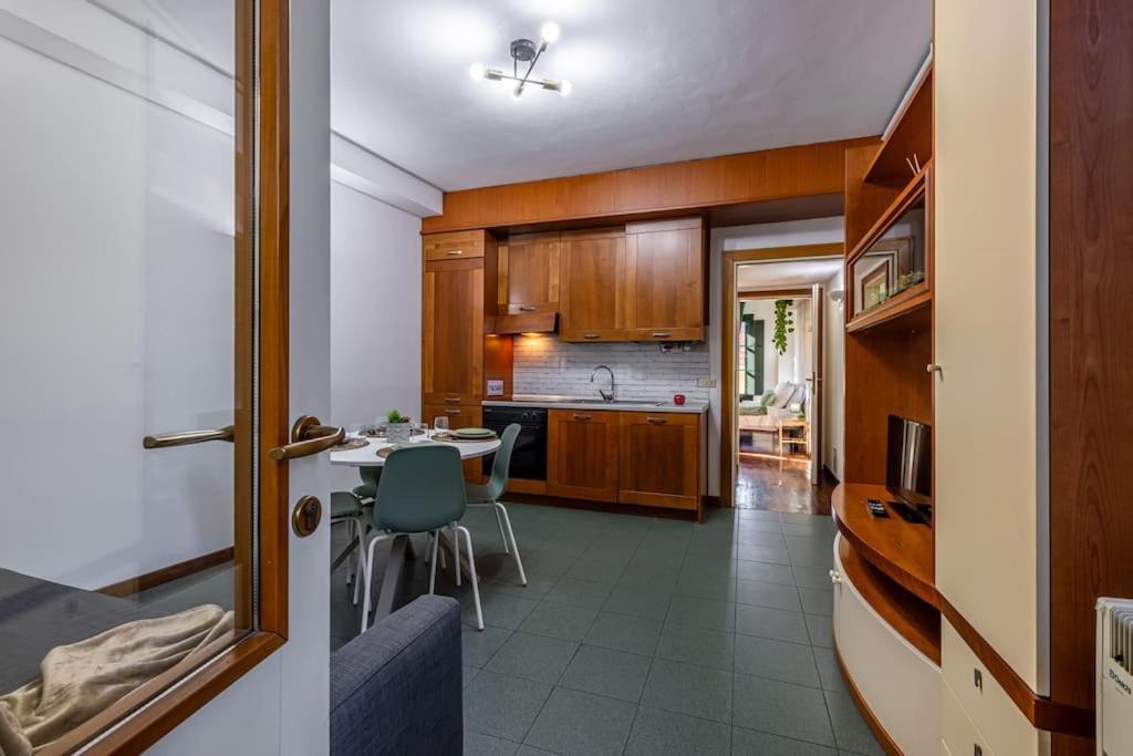 Апартаменти Close To Duomo Lovely City Center Flat Мілан Екстер'єр фото