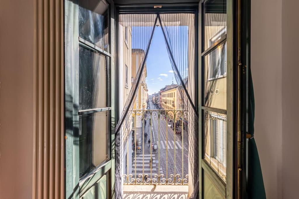 Апартаменти Close To Duomo Lovely City Center Flat Мілан Екстер'єр фото