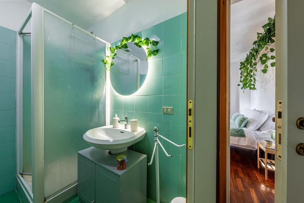 Апартаменти Close To Duomo Lovely City Center Flat Мілан Екстер'єр фото